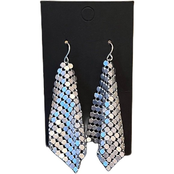 Silver Colored Metal Mesh Chainmail Rhombus Shape Drop Dangle Hook Earrings - Picture 3 of 8